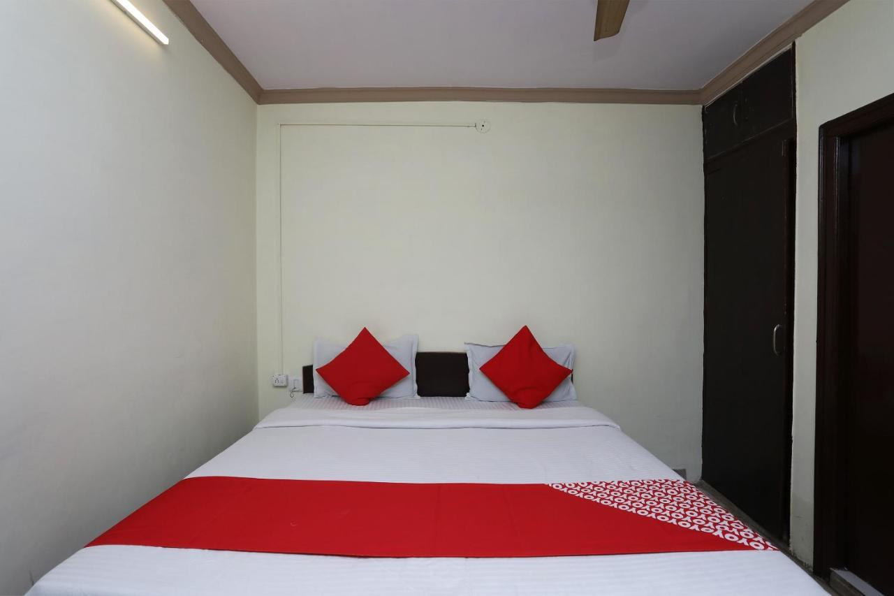 OYO 29411 Hotel Vanshika Agra  Buitenkant foto