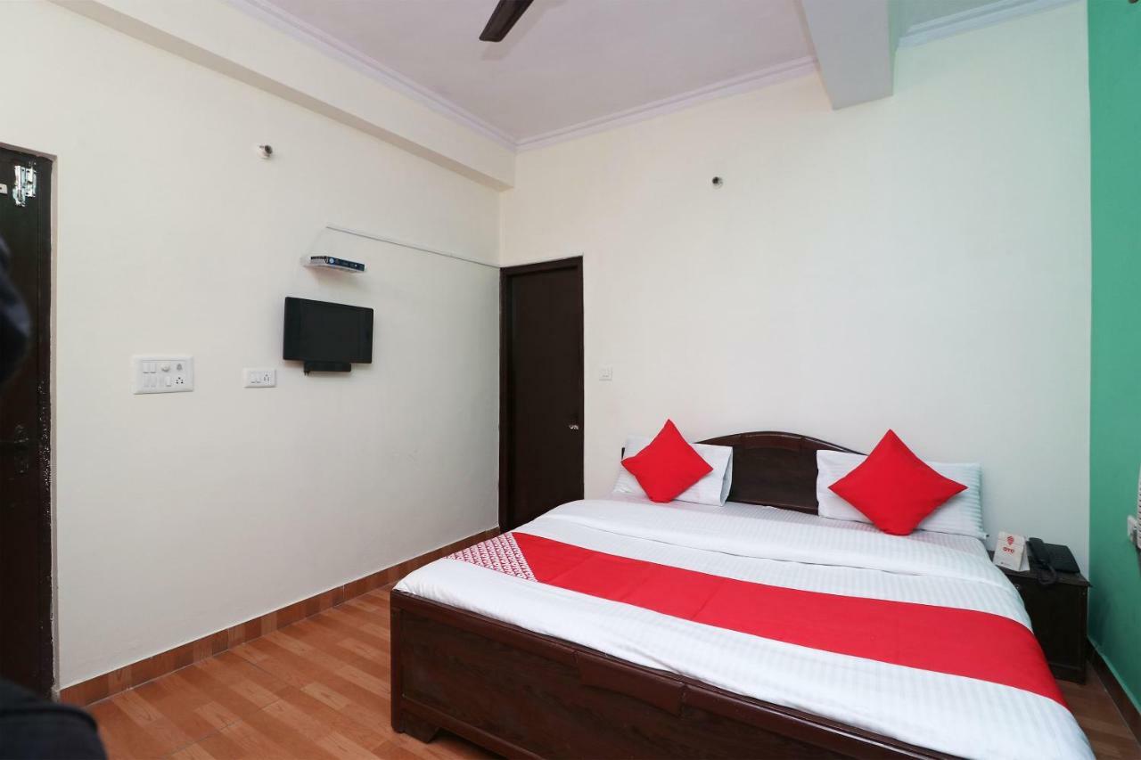OYO 29411 Hotel Vanshika Agra  Buitenkant foto