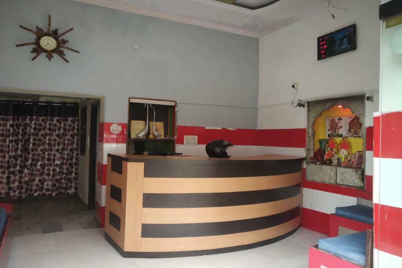 OYO 29411 Hotel Vanshika Agra  Buitenkant foto