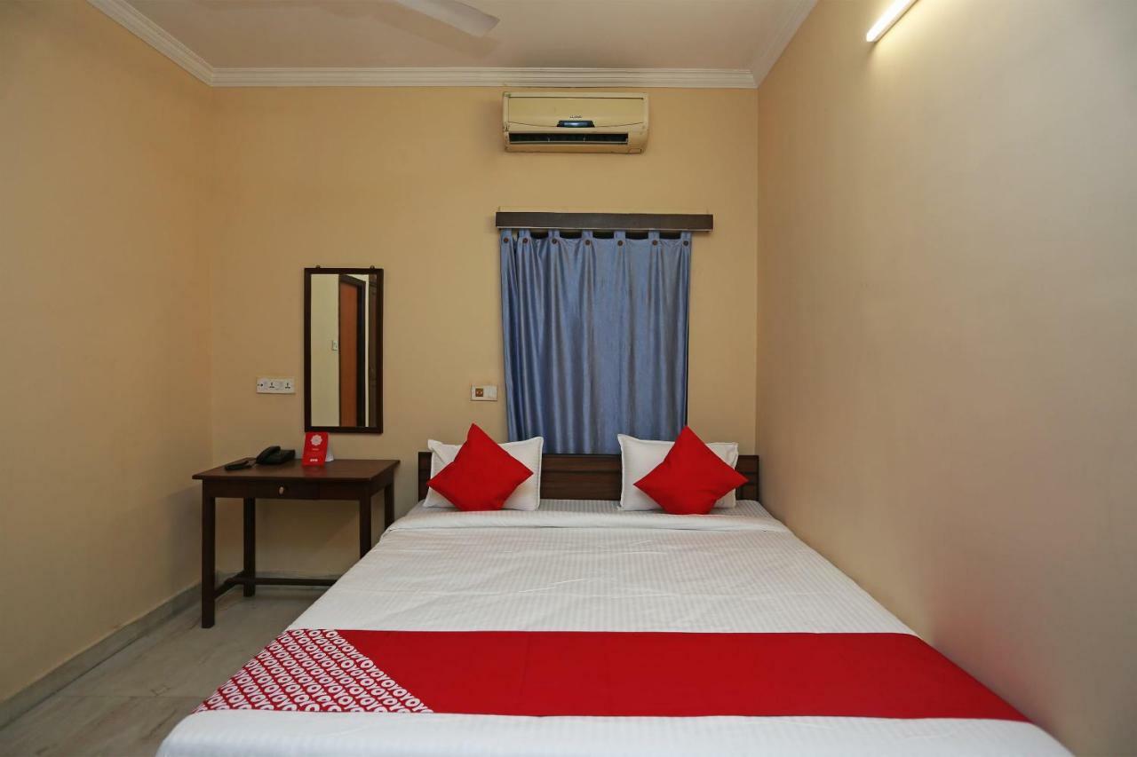 OYO 29411 Hotel Vanshika Agra  Buitenkant foto