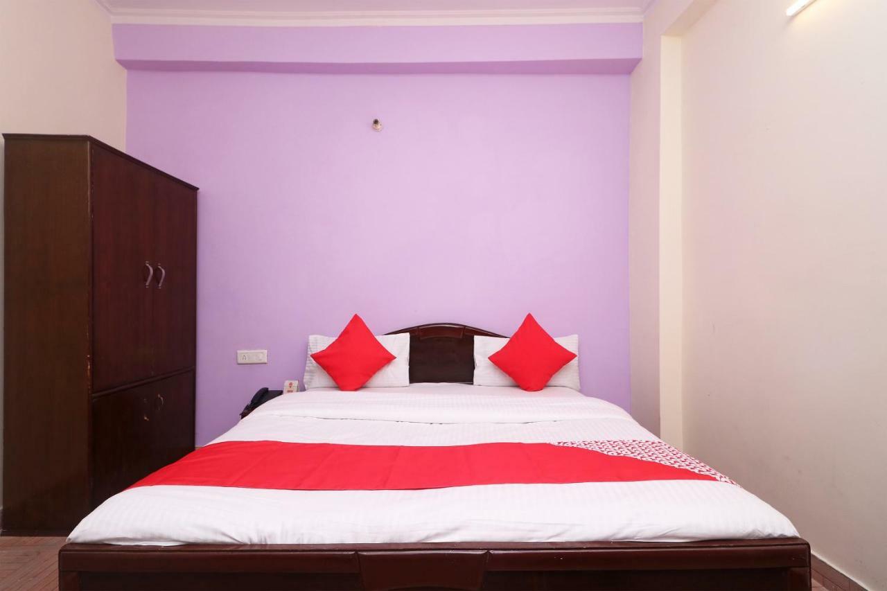 OYO 29411 Hotel Vanshika Agra  Buitenkant foto