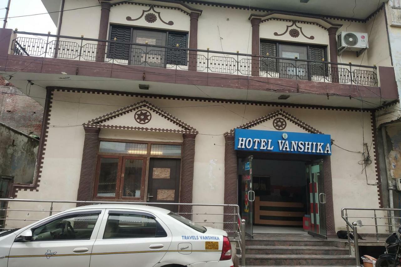 OYO 29411 Hotel Vanshika Agra  Buitenkant foto