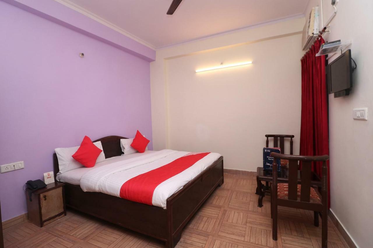 OYO 29411 Hotel Vanshika Agra  Buitenkant foto