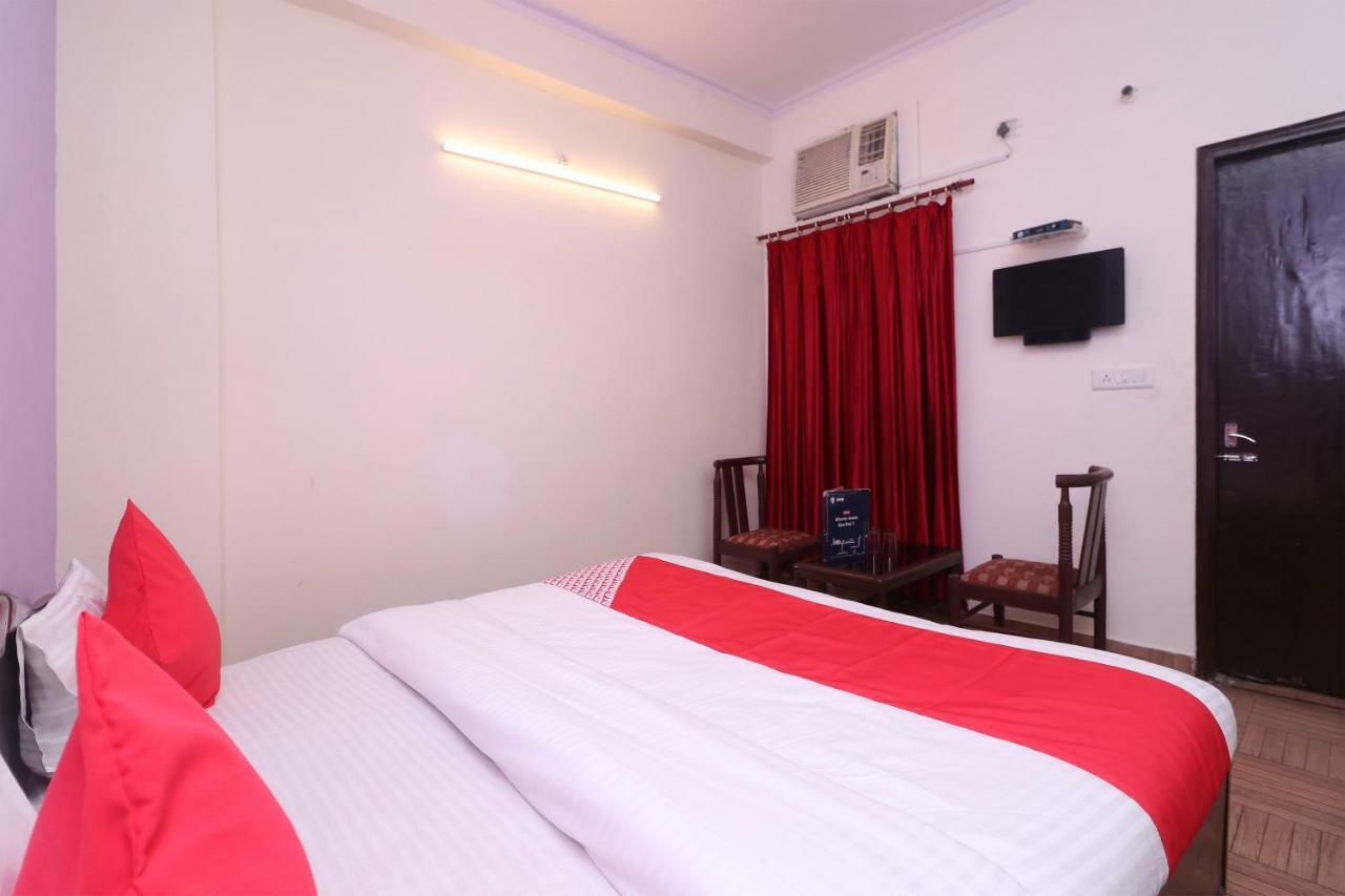 OYO 29411 Hotel Vanshika Agra  Buitenkant foto