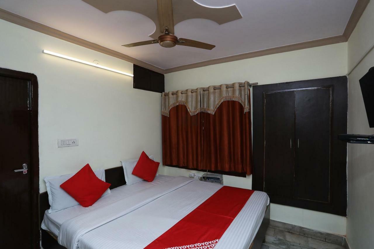 OYO 29411 Hotel Vanshika Agra  Buitenkant foto