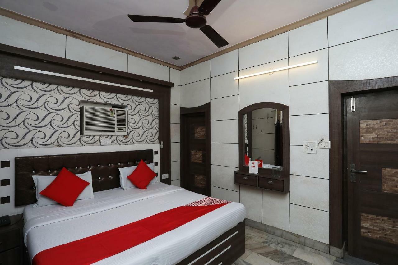 OYO 29411 Hotel Vanshika Agra  Buitenkant foto